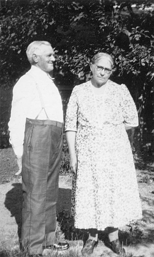 A person and person standing next to each other

Description automatically generated with low confidence